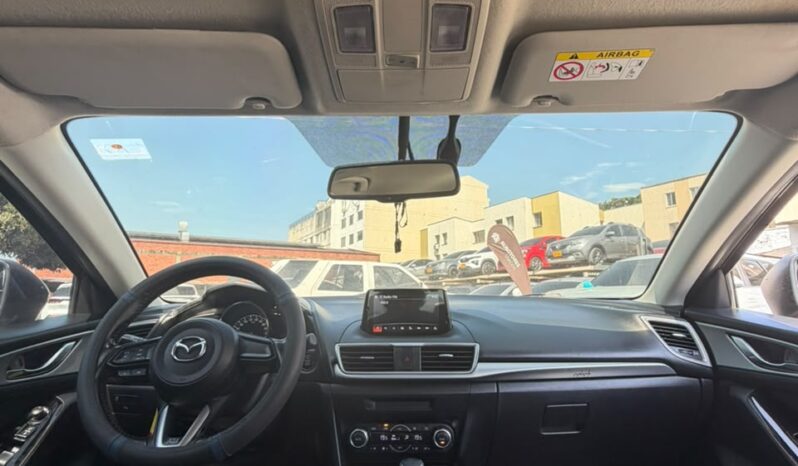 
								MAZDA 3 TOURING full									