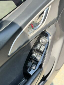 
										MAZDA 3 TOURING full									