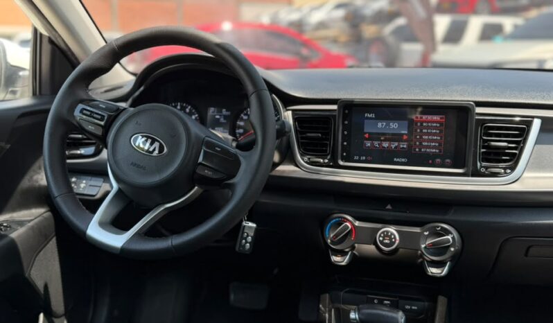 
								KIA RIO VIBRANT full									