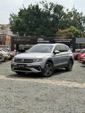 VOLKSWAGEN TIGUAN ELEGANCE TSI 4 MOTION