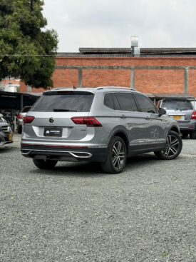 VOLKSWAGEN TIGUAN ELEGANCE TSI 4 MOTION