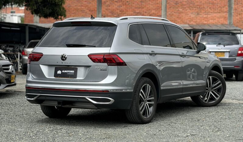 
								VOLKSWAGEN TIGUAN ELEGANCE TSI 4 MOTION full									