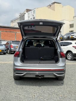 
										VOLKSWAGEN TIGUAN ELEGANCE TSI 4 MOTION full									