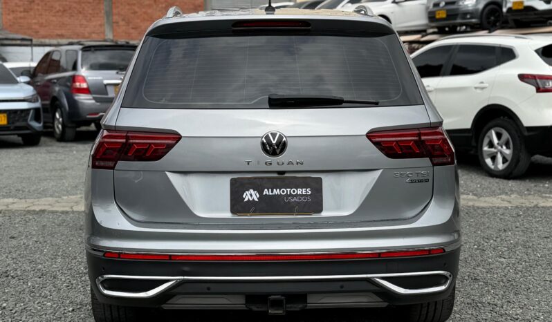 
								VOLKSWAGEN TIGUAN ELEGANCE TSI 4 MOTION full									