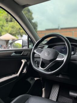 
										VOLKSWAGEN TIGUAN ELEGANCE TSI 4 MOTION full									