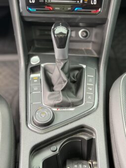 
										VOLKSWAGEN TIGUAN ELEGANCE TSI 4 MOTION full									
