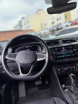 
										VOLKSWAGEN TIGUAN ELEGANCE TSI 4 MOTION full									