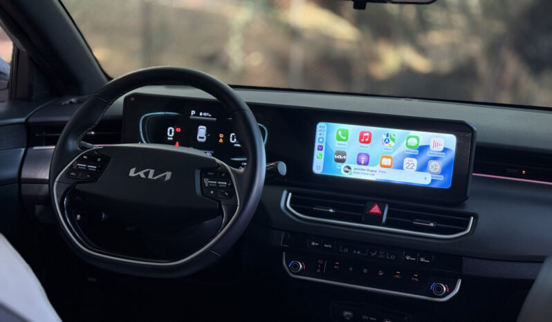 
								Kia K3 Cross GT Line full									