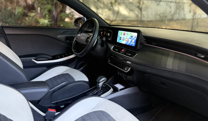 
								Kia K3 Cross GT Line full									