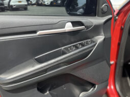 
										Kia Sonet Zenith full									