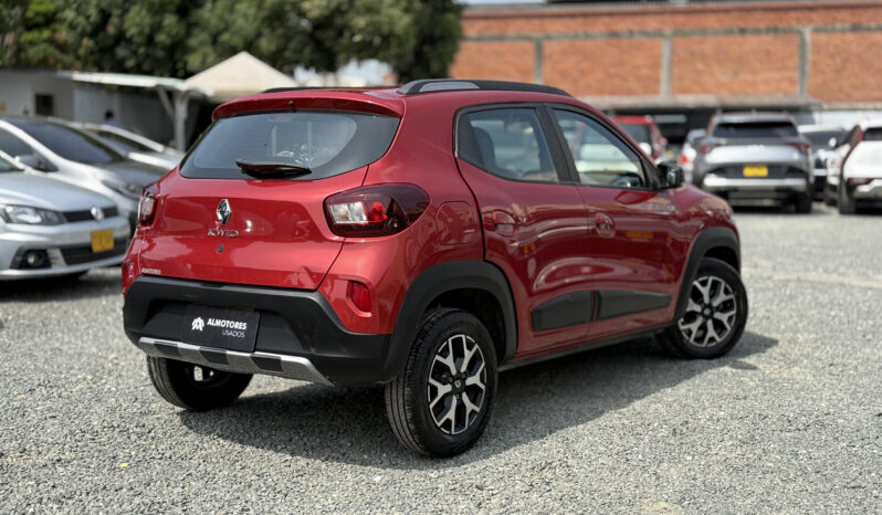 
								Renault Kwid Outsider full									