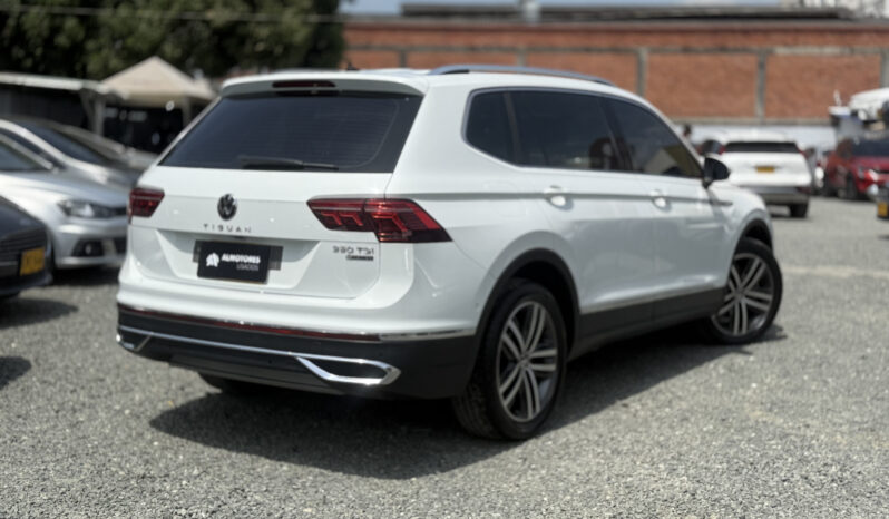 
								Volkswagen Tiguan Elegance full									
