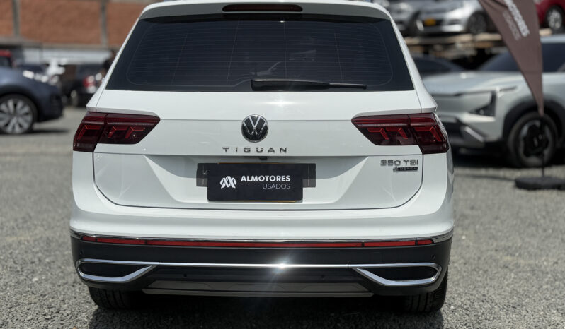 
								Volkswagen Tiguan Elegance full									