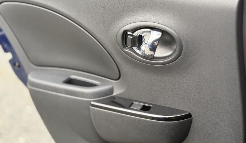 
								Nissan march sense full									