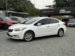 
										Kia Cerato Pro full									