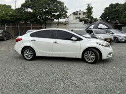 
										Kia Cerato Pro full									
