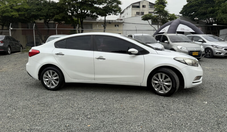 
								Kia Cerato Pro full									