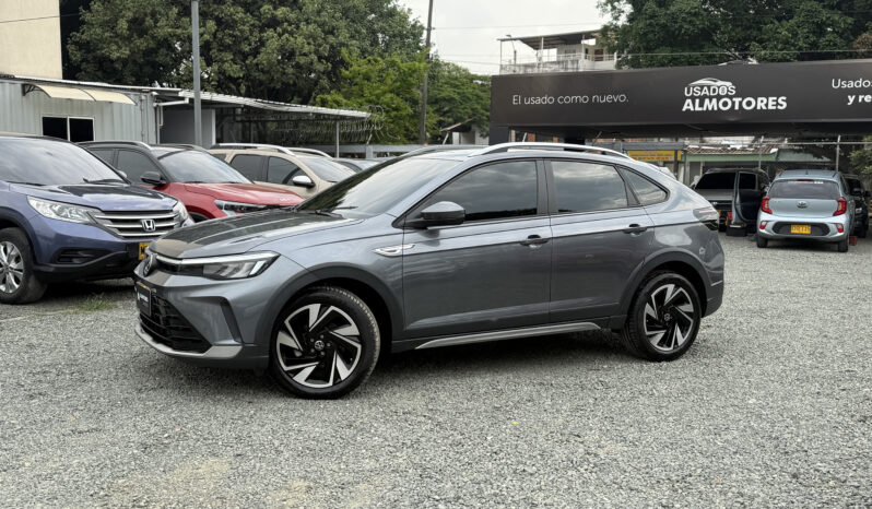 
								Volkswagen Nivus Highline full									