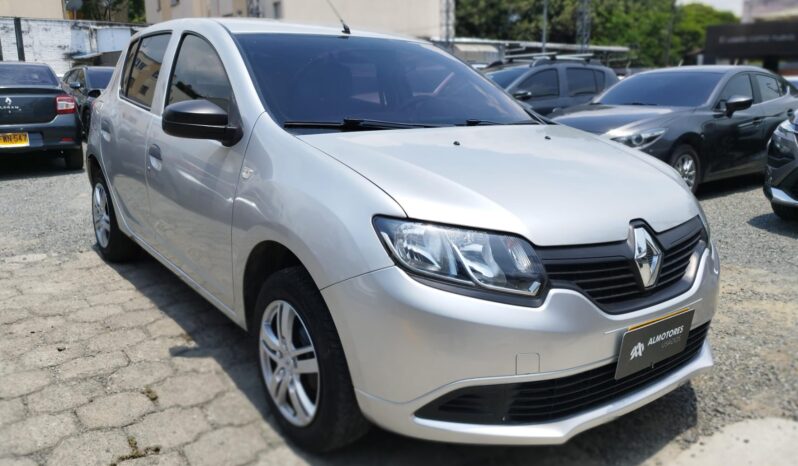 
								Renault Sandero Authentique full									