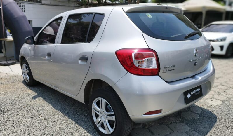 
								Renault Sandero Authentique full									
