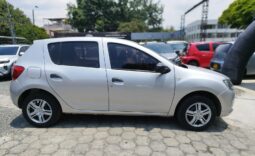 
										Renault Sandero Authentique full									