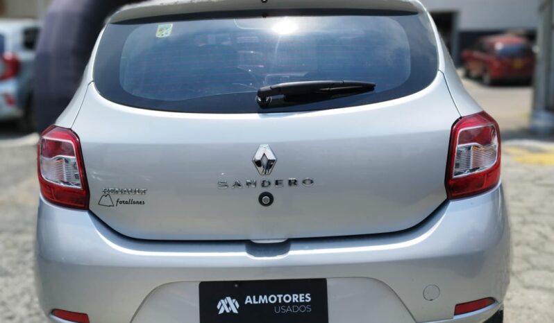 
								Renault Sandero Authentique full									